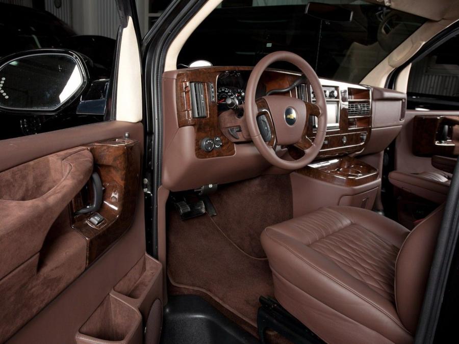  Chevrolet Express Explorer by Depp AT 2002 года  (фото 7 из 8)